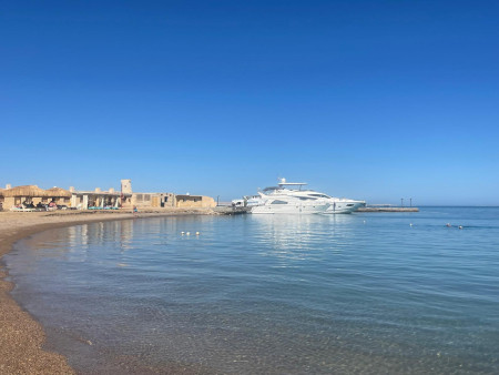 Apartmán VIP 80m2 + terasa 20 m2 s výhledem na bazén pro 2 až 6 osob