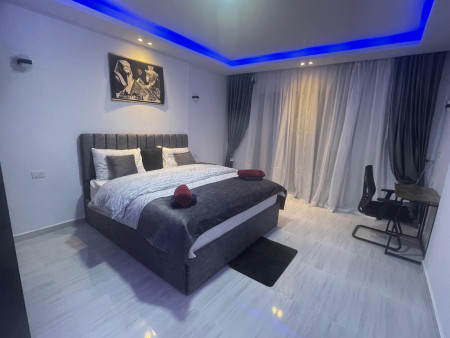 Apartmán VIP 80m2 + terasa 20 m2 s výhledem na bazén pro 2 až 6 osob