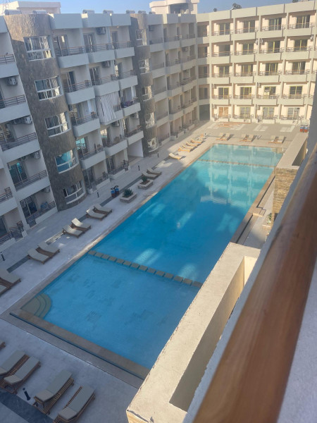 Apartmán VIP 80m2 + terasa 20 m2 s výhledem na bazén pro 2 až 6 osob